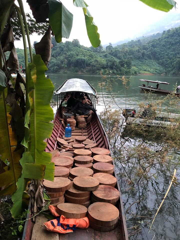 Phương tiện cùng tang vật bị thu giữ tại hiện trường