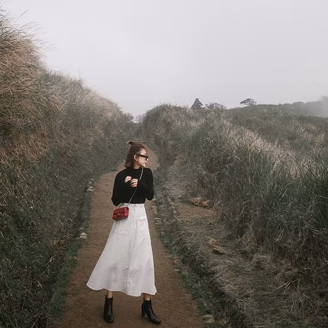 Quá mệt mỏi với chuyện mặc gì mỗi sáng, đây là 10 gợi ý diện đồ lười biếng nhưng sành điệu miễn bàn cho nàng công sở - Ảnh 10.