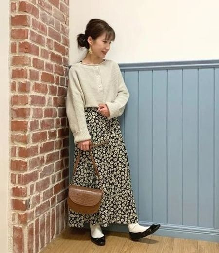 Những mẫu váy giúp nàng “hớp hồn” chàng ngày 8/3 ảnh 9 Ngày xuân phối chân váy hoa thế nào cho nữ tính, rạng ngời