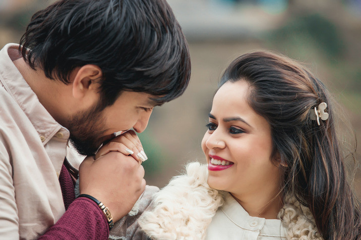 7 việc vợ chồng cần làm trước khi đi ngủ để giữ lửa tình yêu ảnh 5