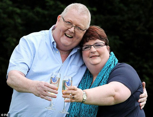 Ông Colin và bà Christine.