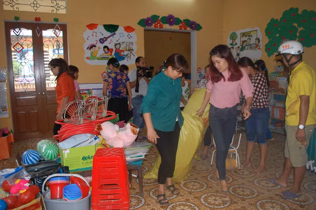 Học sinh Mù Cang Chải đông đủ trong ngày tựu trường ảnh 8