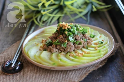 10 phút cho món bí ngòi hấp thịt ngọt ngon hấp dẫn