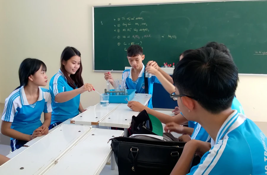 Hướng đến phát triển năng lực của người học