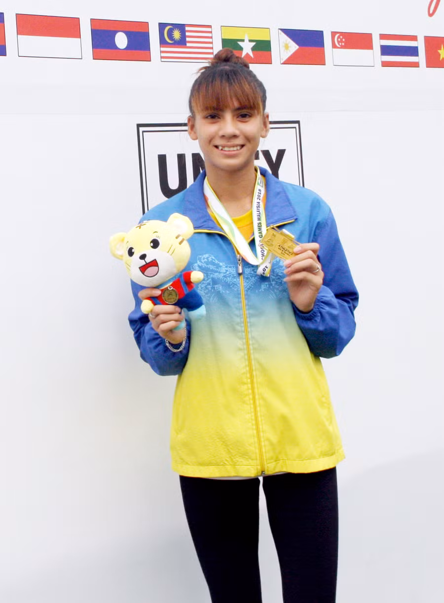 Lưu Thị Thu – vận động viên giành chiếc huy chương vàng đầu tiên tại 10th Asean Schools Games cho đoàn Việt Nam