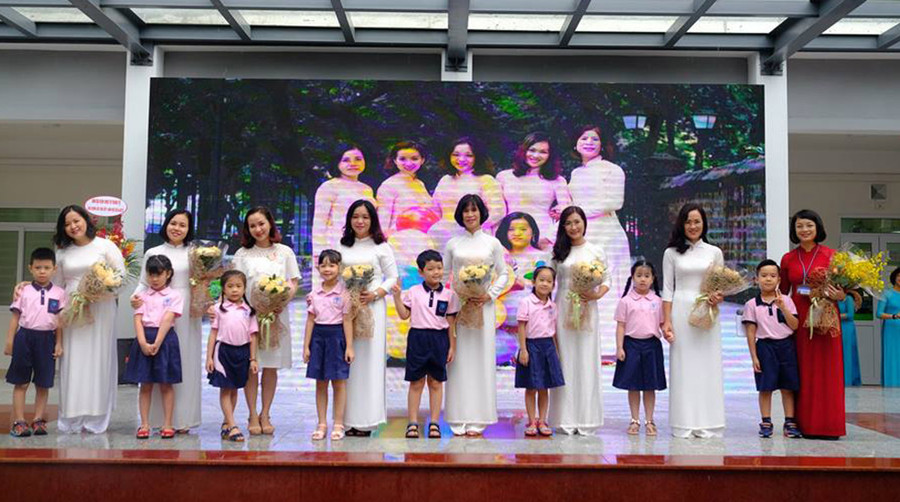 Các cô chủ nhiệm khối 1 năm học 2018 - 2019 Các cô chủ nhiệm khối 1 năm học 2018 - 2019