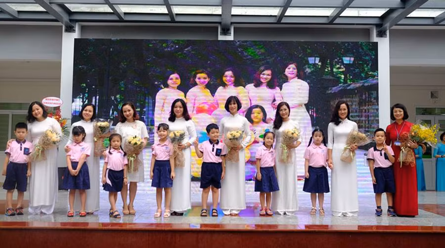 Các cô chủ nhiệm khối 1 năm học 2018 - 2019