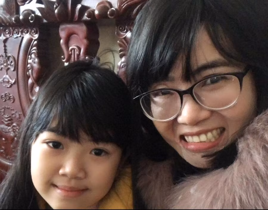 Khát vọng sống của cô giáo xinh đẹp bị chồng tạt axít