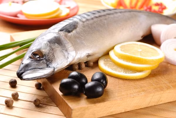 cach-chon-hai-san-tuoi-ngon-an-toan-khong-hoa-chat-cho-ngay-dong-giadinhvietnam.com 1