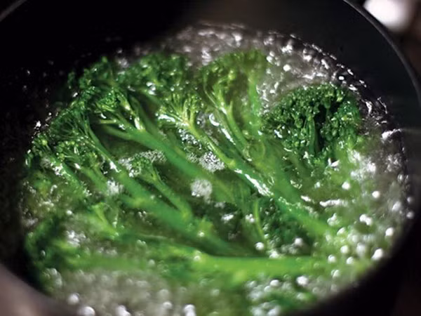 meo-luoc-rau-xanh-gion-khong-hai-suc-khoe--giadinhvietnam.com 2