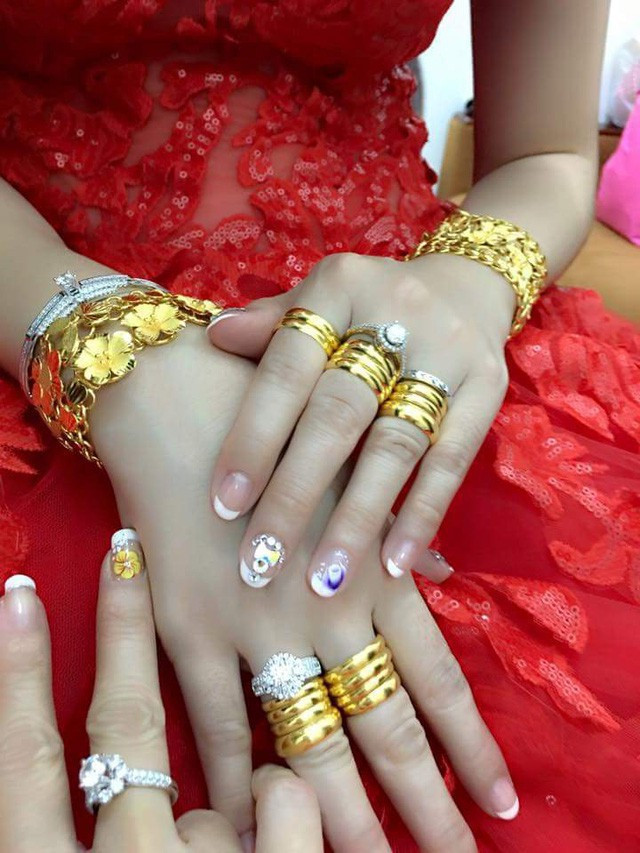 Khi mẹ chồng giữ vàng cưới đã lên 1 tầm cao mới: Đề nghị đổi hẳn 200 triệu mà vẫn không lại được với cô con dâu "quách tỉnh" - Ảnh 2. Khi mẹ chồng giữ vàng cưới đã lên 1 tầm cao mới: Đề nghị đổi hẳn 200 triệu mà vẫn không lại được với cô con dâu "quách tỉnh" - Ảnh 2.