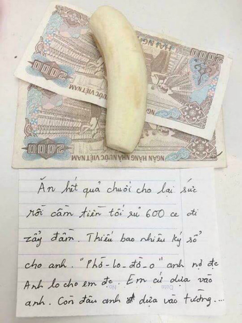 Tiền anh không thiếu, nhiều anh không có. Tiềnanh không thiếu, nhiều anh không có.