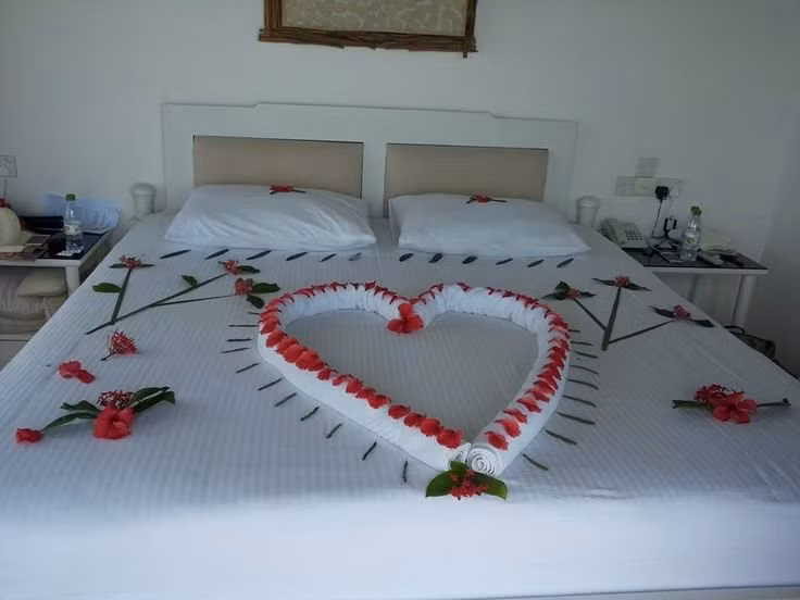 Đêm tân hôn của đôi vợ chồng trẻ