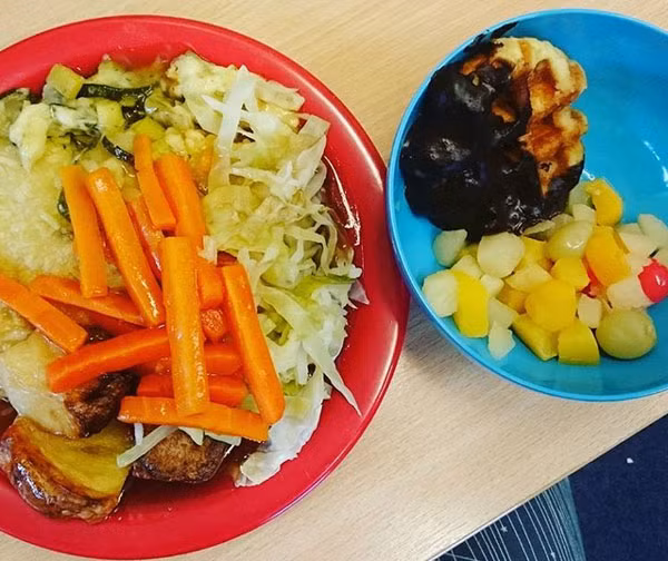 suat-an-trua-o-truong-cua-hoc-sinh-khap-the-gioi-2