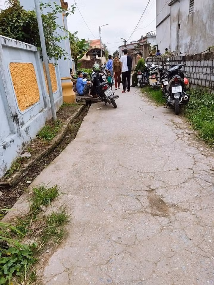 Vụ án bé trai 11 tuổi ở Ý Yên bị sát hại trong nhà tắm gây rúng động dư luận.