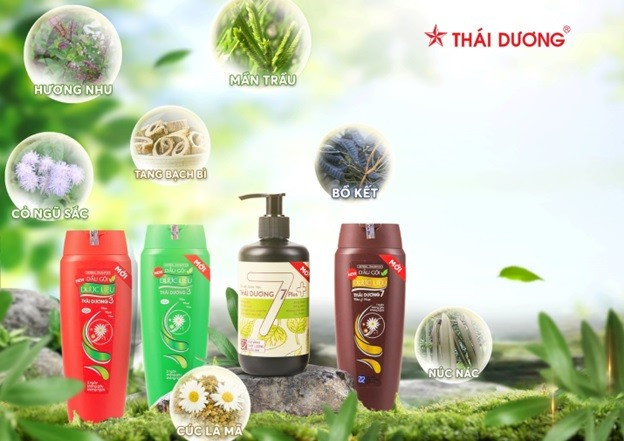 Trải nghiệm mái tóc được detox và chăm sóc chuẩn chỉnh với Dầu gội Dược liệu Thái Dương. Nguồn: Sao Thái Dương. Trải nghiệm mái tóc được detox và chăm sóc chuẩn chỉnh với Dầu gội Dược liệu Thái Dương. Nguồn: Sao Thái Dương.