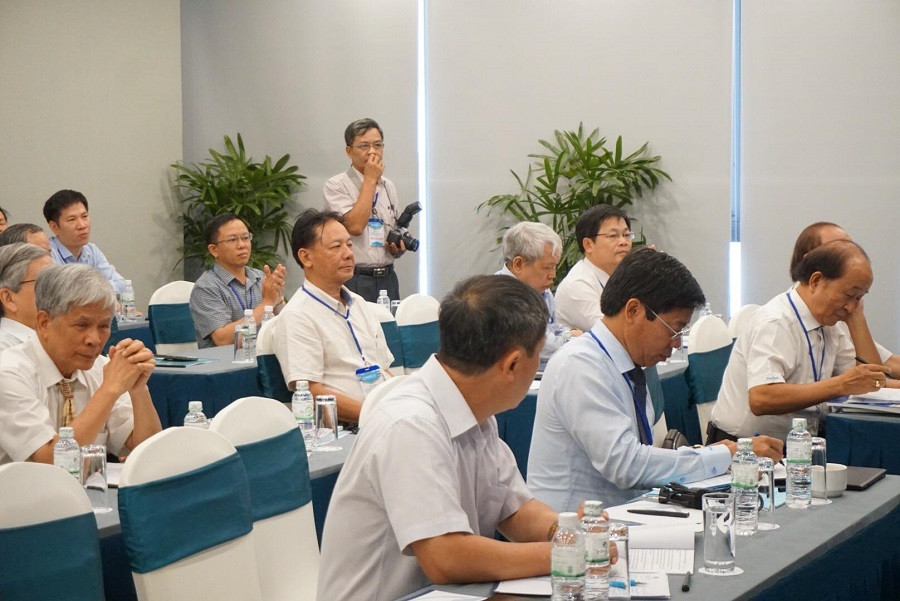 Các đại biểu tại hội nghị Các đại biểu tại hội nghị