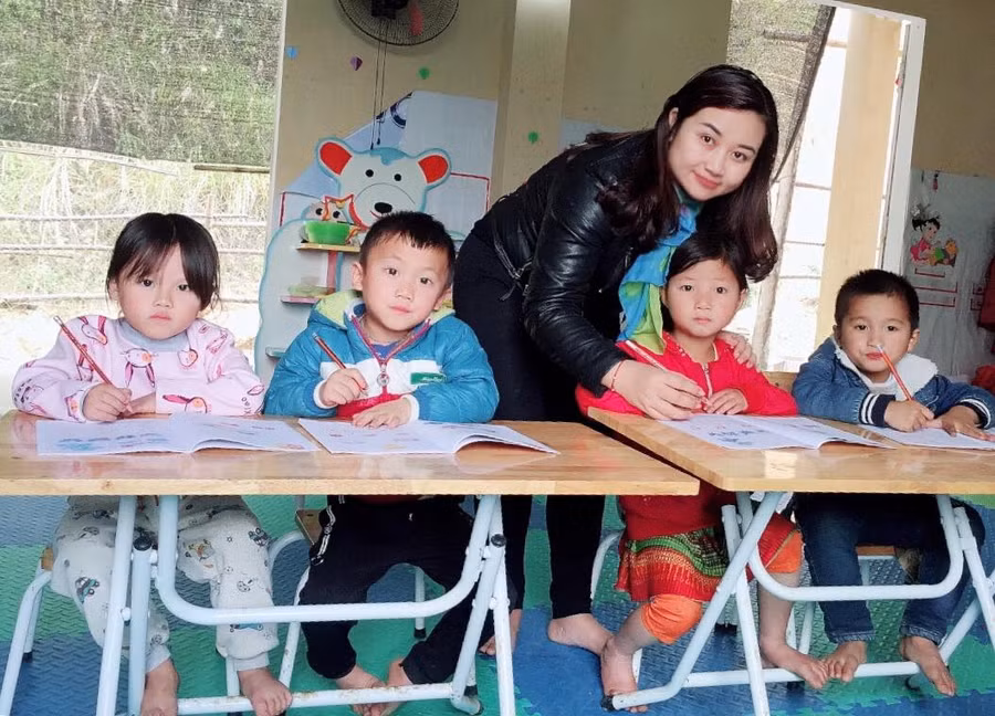 Cô giáo Đỗ Thùy Quyên trong giờ dạy học