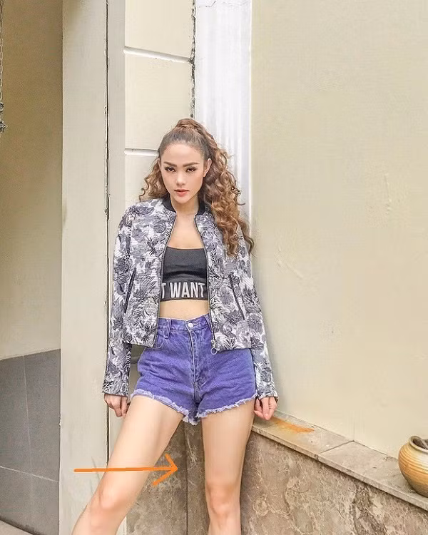  Kỳ Duyên, Hà Hồ photo shop quá tay vẫn chưa bằng sao nữ này khi uốn cong cả vòng ba