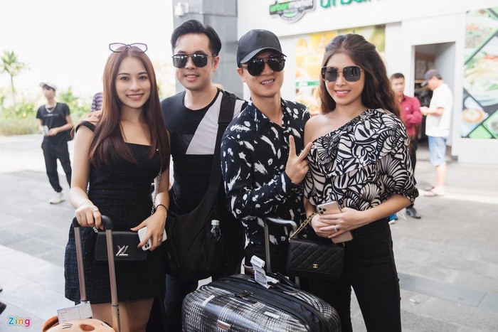 Khổng Tú Quỳnh chạm mặt Ngô Kiến Huy khi tới lễ cưới Đông Nhi ảnh 7 Khổng Tú Quỳnh chạm mặt Ngô Kiến Huy khi tới lễ cưới Đông Nhi ảnh 7