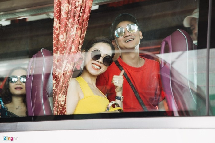 Khổng Tú Quỳnh chạm mặt Ngô Kiến Huy khi tới lễ cưới Đông Nhi ảnh 4 Khổng Tú Quỳnh chạm mặt Ngô Kiến Huy khi tới lễ cưới Đông Nhi ảnh 4