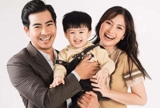 Gia đình Ngọc Lan - Thanh Bình.