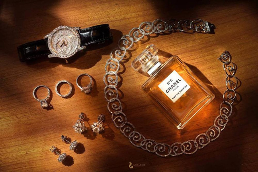 Cuộc sống sau đám cưới của cô dâu ở lâu đài 7 tầng, của hồi môn 200 cây vàng ảnh 6 Hé lộ bất ngờ về cuộc sống sau đám cưới của cô dâu ở trong lâu đài 7 tầng, của hồi môn 200 cây vàng, kinh ngạc nhất chính là nhan sắc-6