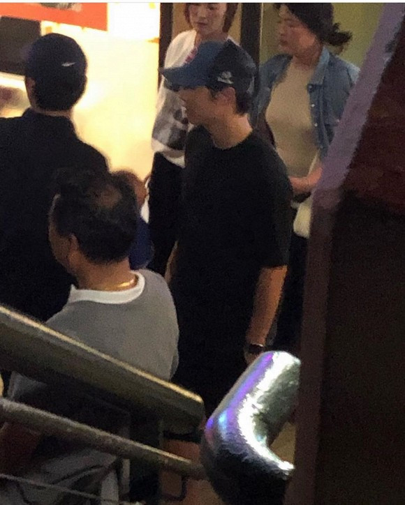 729515381215050456491266552417425090830906n1-ngoisao.vn-w1080-h1349.jpg 0 song hye kyo, song joong ki, ly hôn, sao hàn