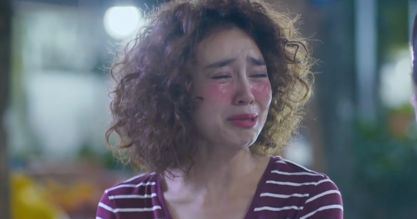 Chị đại công sở mách mẹo: Khi sếp thiên vị nhân viên khác thì đừng bao giờ đối đầu, mà hãy để họ chiến với nhau! - Ảnh 4. Chị đại công sở mách mẹo: Khi sếp thiên vị nhân viên khác thì đừng bao giờ đối đầu, mà hãy để họ chiến với nhau! - Ảnh 4.