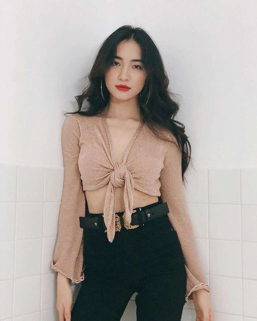 Hoà Minzy lộ dáng gầy xót xa sau tin đồn sinh con ảnh 9 lan dau xuat hien sau tin don sinh con, hoa minzy lo dang gay xot xa - 11