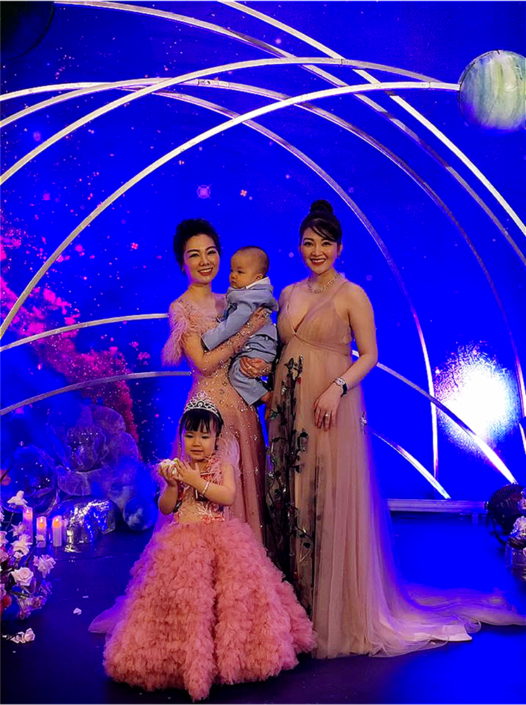 Cuộc sống sau đám cưới của cô dâu ở lâu đài 7 tầng, của hồi môn 200 cây vàng ảnh 11 Hé lộ bất ngờ về cuộc sống sau đám cưới của cô dâu ở trong lâu đài 7 tầng, của hồi môn 200 cây vàng, kinh ngạc nhất chính là nhan sắc-12