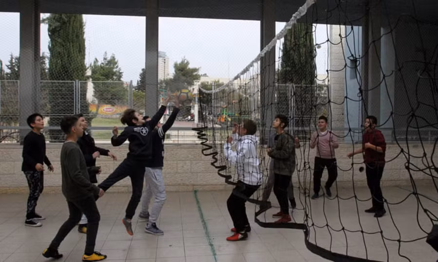 Hand in Hand là ngôi trường duy nhất tại Jerusalem mang lại sự kết nối giữa HS Do Thái và Ả-rập