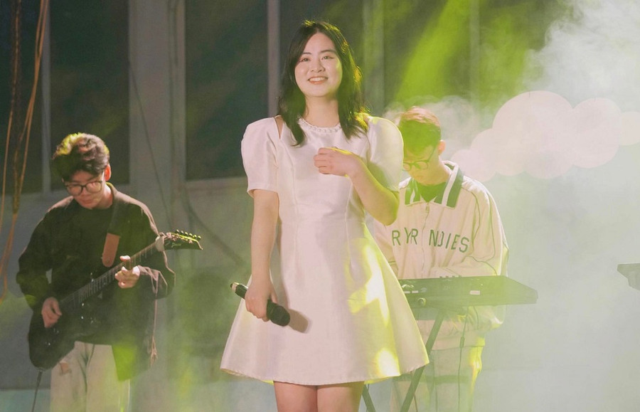 Khương Khuyên không ngừng học hỏi và trang bị các kỹ năng cần thiết ngay khi còn ngồi trên ghế giảng đường. Khương Khuyên không ngừng học hỏi và trang bị các kỹ năng cần thiết ngay khi còn ngồi trên ghế giảng đường.