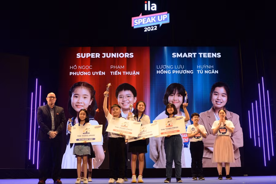 Những thí sinh đạt giải cao nhất ILA Speak up 2022.