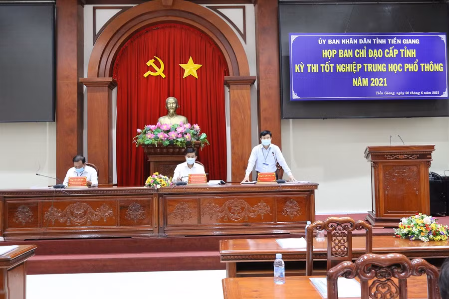 Phát biểu chỉ đạo của Phó Chủ tịch UBND tỉnh Nguyễn Văn Mười.