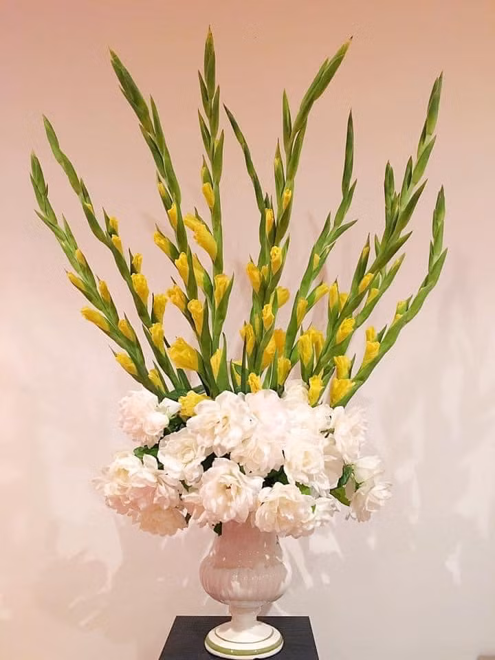 Trổ tài cắm hoa lay ơn theo cách “vạn người mê” của mẹ 8X ảnh 8