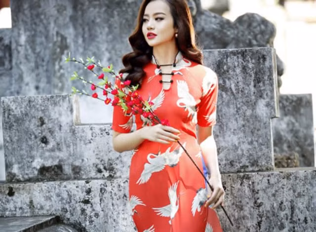 Áo dài cách tân “càn quét” thời trang hè 2016