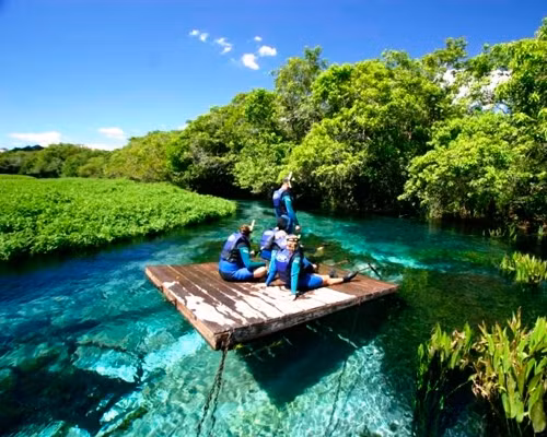 Ngẩn ngơ trước vẻ đẹp của 12 vùng nước trong xanh như pha lê ảnh 9