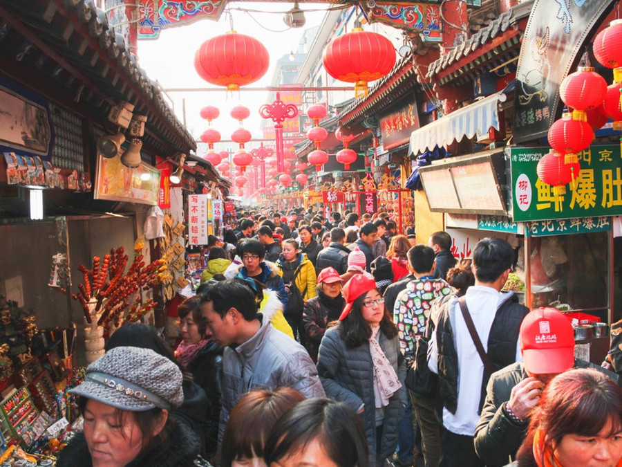 Nghiên cứu của Wealth-X đã thu hút hơn 540.000 người là những cá nhân sở hữu khối tài sản trị giá từ 1-30 triệu USDkhắp thế giới và phân tích mức độ giàu có ở hiện tại của họ, cũng như ước lượng tốc độ gia tăng số lượng triệu phú trong tương lai. Kết quả cho thấy nhiều bất ngờ bởi các quốc gia có đà tăng trưởng người giàu có nhất là những nước mới nổi ở châu Phi, châu Á và châu Âu. Ảnh:Shutterstock. 10 quoc gia co toc do tang trieu phu USD nhanh nhat the gioi hinh anh 1