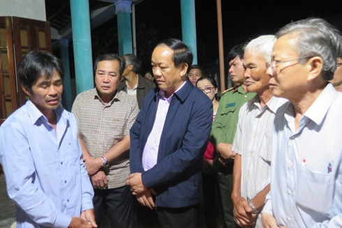 "lớp học mãi mãi vắng các em" hình 1 "lop hoc mai mai vang cac em" hinh 1