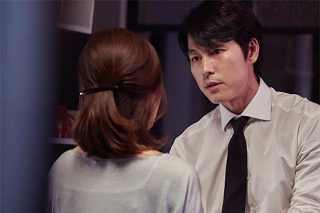 Về lấy đồ cho vợ đi đẻ, tôi bàng hoàng phát hiện tờ giấy chuyển tiền và cái tát sai lầm 2 tuần trước - Ảnh 2. Về lấy đồ cho vợ đi đẻ, tôi bàng hoàng phát hiện tờ giấy chuyển tiền và cái tát sai lầm 2 tuần trước - Ảnh 2.