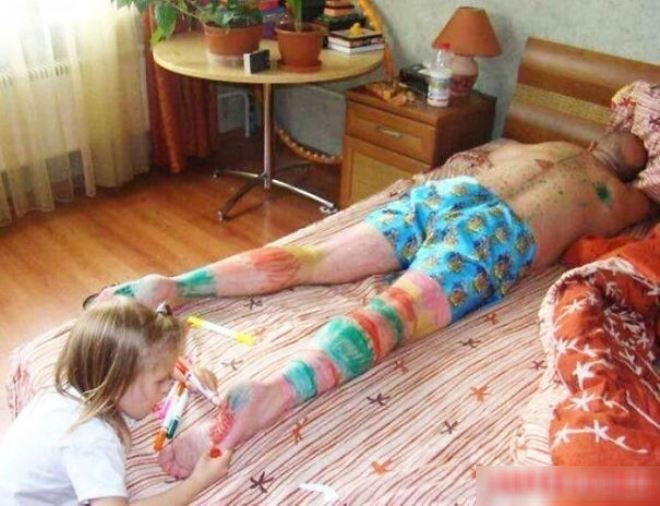 Bộ ảnh hài hước của cha và con ảnh 1