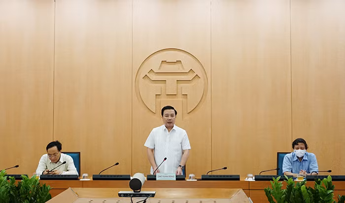 Ông Chử Xuân Dũng quán triệt tinh thần tổ chức, đảm bảo an toàn cho 188 điểm thi