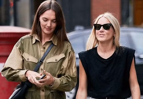 Những bộ jumpsuit cứng cáp hay quần túi hộp hầm hố - hiện thân rõ nét nhất của phong cách quân đội vẫn là một trong những xu hướng dẫn đầu thời trang thu đông 2019. 