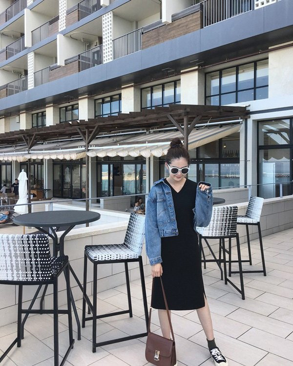 Những kiểu áo khoác nhẹ mùa thu không thể thiếu trong tủ đồ các chị em ảnh 8 nhung kieu ao khoac nhe mua thu khong the thieu trong tu do cua cac chi em - 9