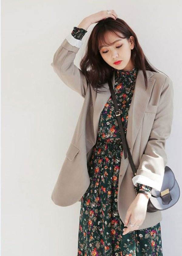 Những kiểu áo khoác nhẹ mùa thu không thể thiếu trong tủ đồ các chị em ảnh 3 nhung kieu ao khoac nhe mua thu khong the thieu trong tu do cua cac chi em - 4