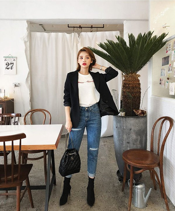 Những kiểu áo khoác nhẹ mùa thu không thể thiếu trong tủ đồ các chị em ảnh 4 nhung kieu ao khoac nhe mua thu khong the thieu trong tu do cua cac chi em - 5