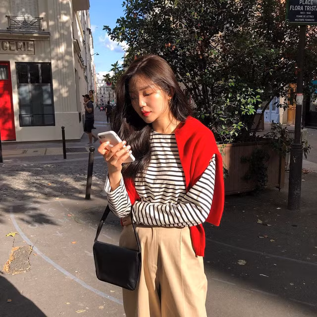 5 cách diện cardigan cực xinh dành cho chị em để ra đường tận hưởng ngày gió lạnh đầu mùa - Ảnh 9.