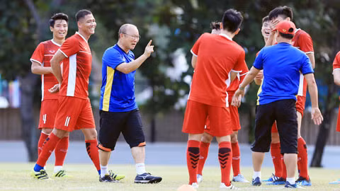 ĐT Việt Nam 1 ngày trước trận gặp Thái Lan: Đội hình nào sẽ “xuất chiến“?