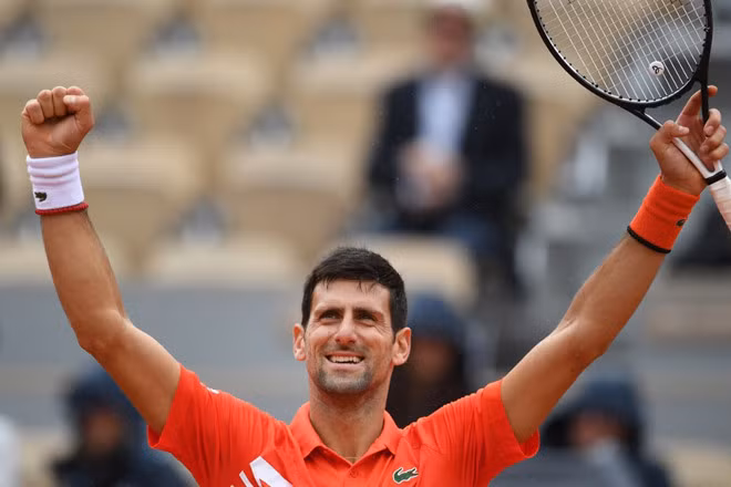 Djokovic lần thứ 10 liên tiếp vào tứ kết Pháp mở rộng